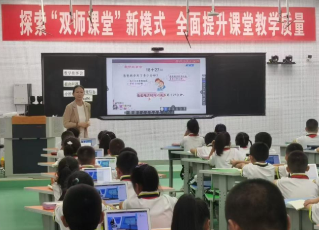 经历智慧的碰撞正是一种相互启示点燃火焰的沟通学习